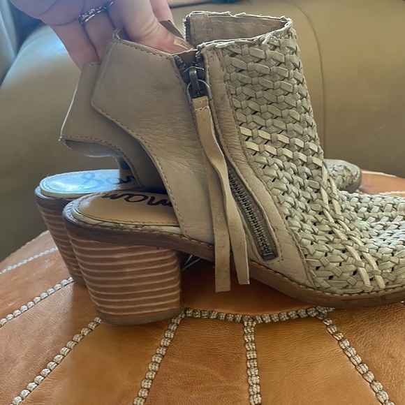 Sam Edelman Heel/Boot - Picture 3 of 6